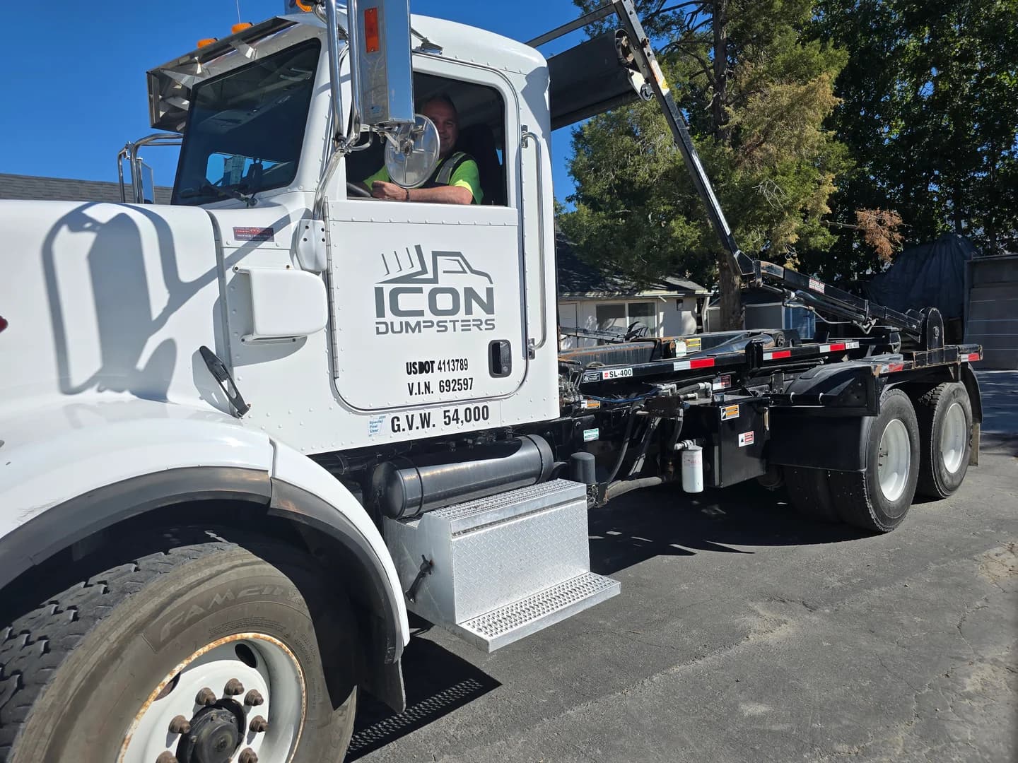 Icon Dumpsters 20250923 105759