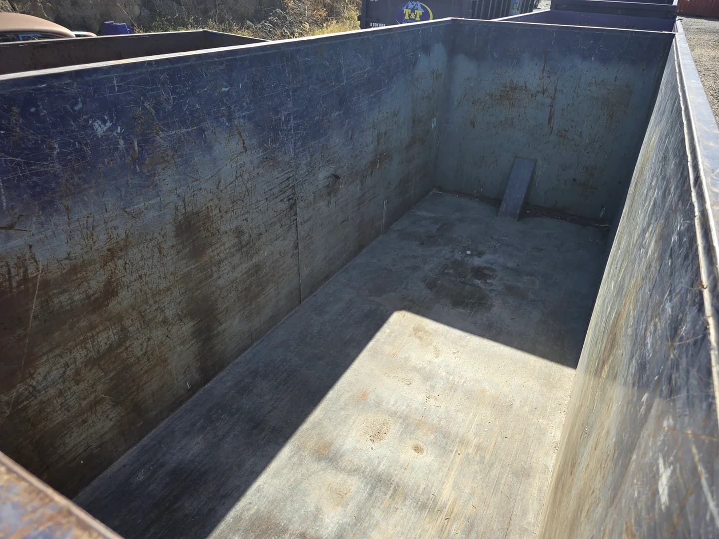 Icon Dumpsters 20251028 121155