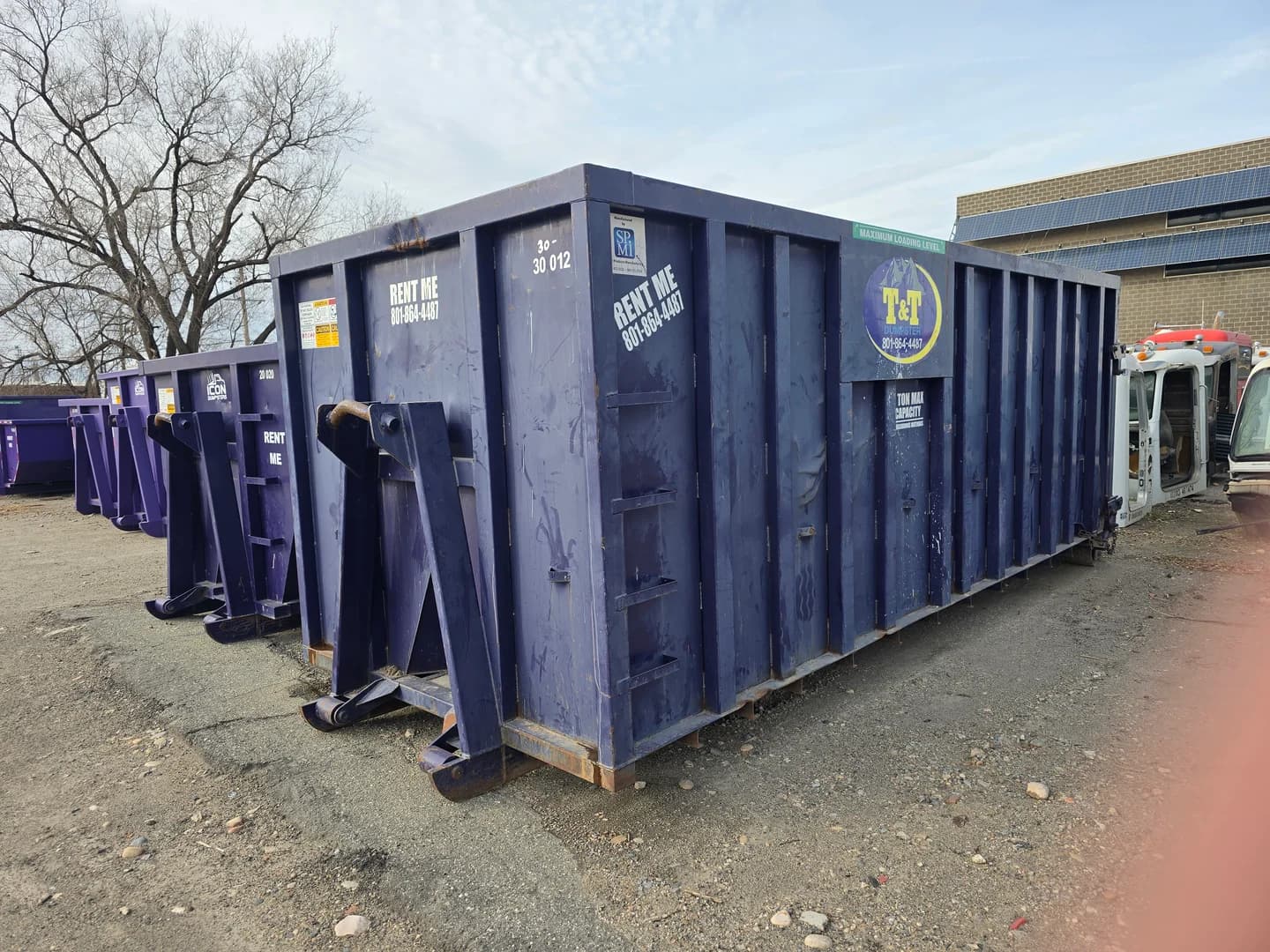 Icon Dumpsters 20251216 114454