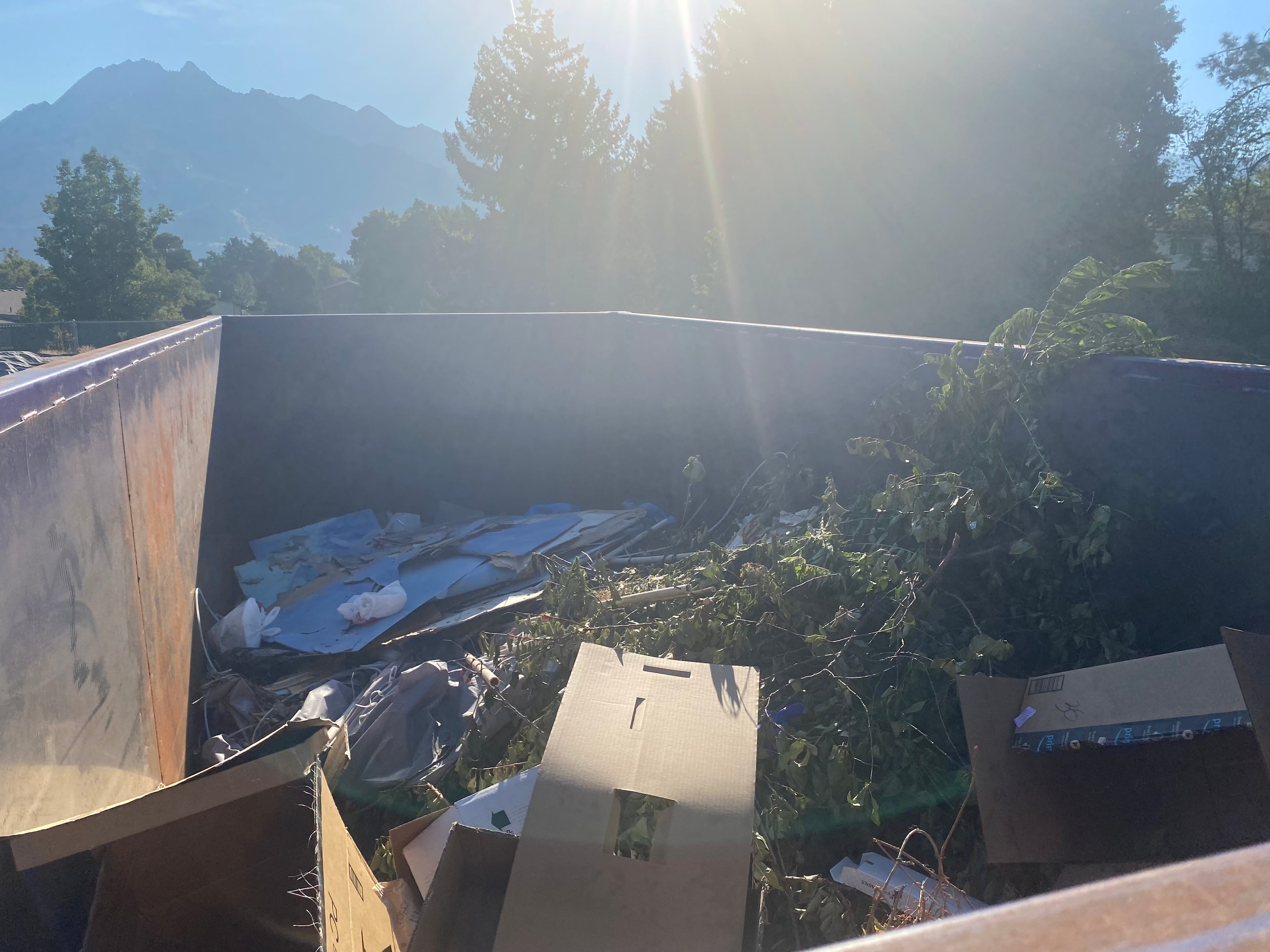 Residential dumpster rental for home projects