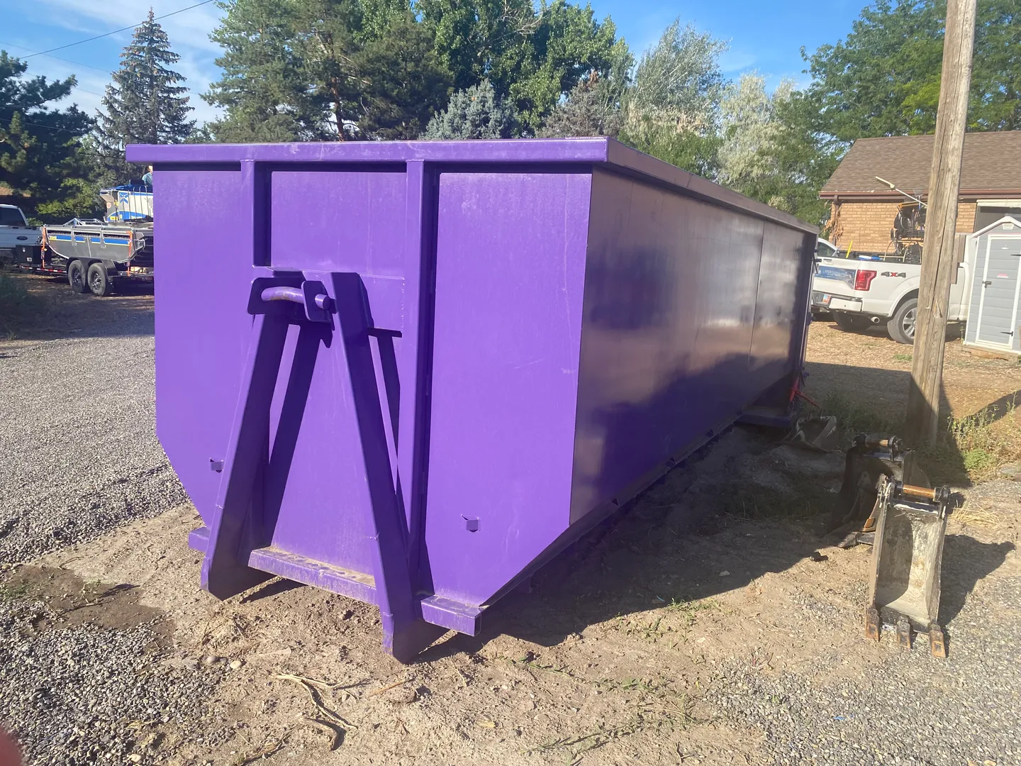 Multiple dumpster sizes Utah - 15 yard, 20 yard, and 30 yard roll-off dumpster rental options for all project sizes